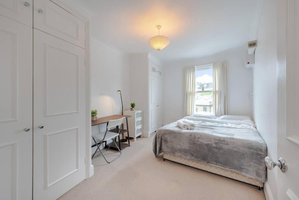 Cosy 2 Bed In Kensington Olympia Londres Exterior foto